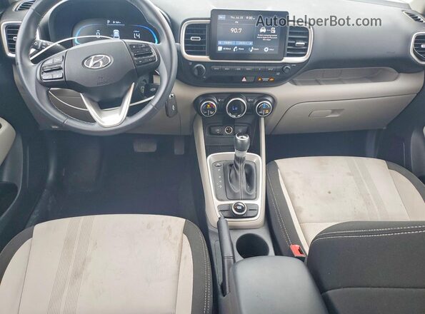 KMHRC8A34PU246456 2023 HYUNDAI VENUE Серебряный Вид панели приборов