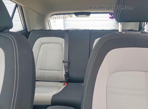 KMHRC8A34PU246456 2023 HYUNDAI VENUE Серебряный Вид задних сидений