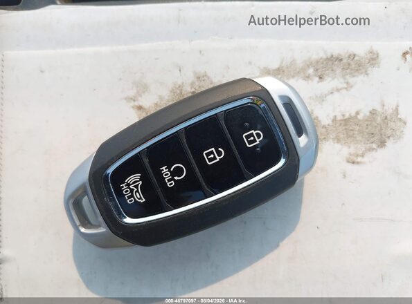 KMHRC8A34SU401404 2025 HYUNDAI VENUE Белый Вид панели приборов