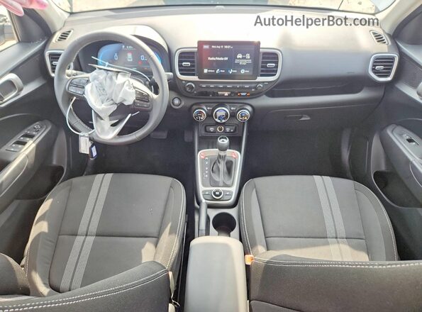KMHRC8A34TU478095 2026 HYUNDAI VENUE Silver Vista del salpicadero