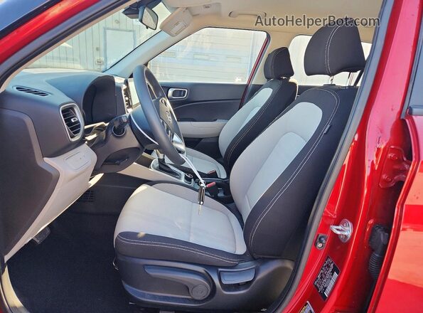 KMHRC8A35LU034126 2020 HYUNDAI VENUE Red Widok wnętrza z przodu