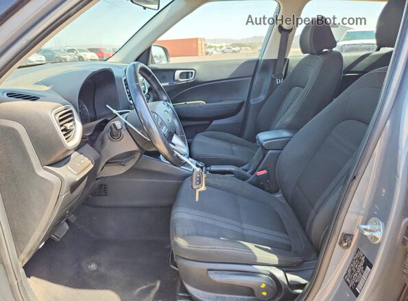 KMHRC8A35MU114009 2021 HYUNDAI VENUE Gray წინა სალონის ხედი