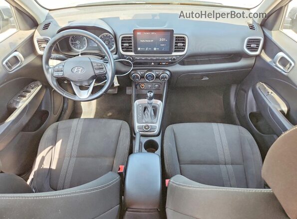 KMHRC8A35MU114009 2021 HYUNDAI VENUE Gray Առջևի վահանակի տեսք