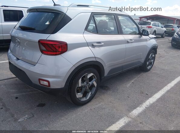 KMHRC8A35PU223574 2023 HYUNDAI VENUE Silver Rear right