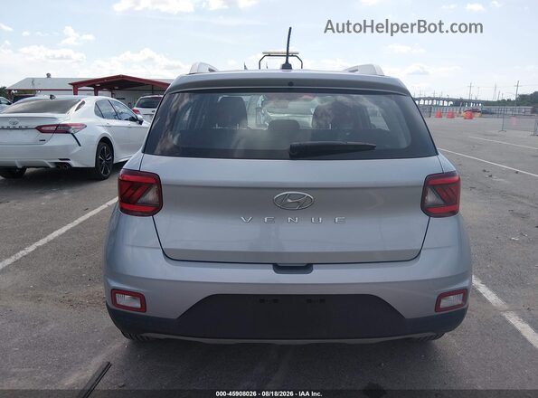 KMHRC8A35PU223574 2023 HYUNDAI VENUE Silver 