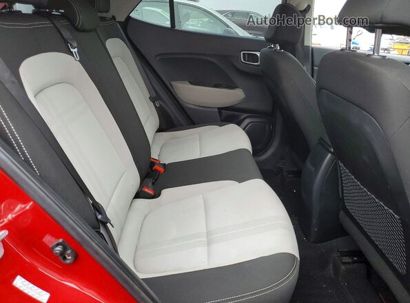 KMHRC8A35PU240830 2023 HYUNDAI VENUE Красный Вид задних сидений
