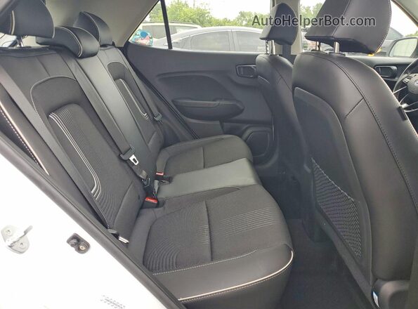 KMHRC8A35PU278199 2023 HYUNDAI VENUE White Rear interior view