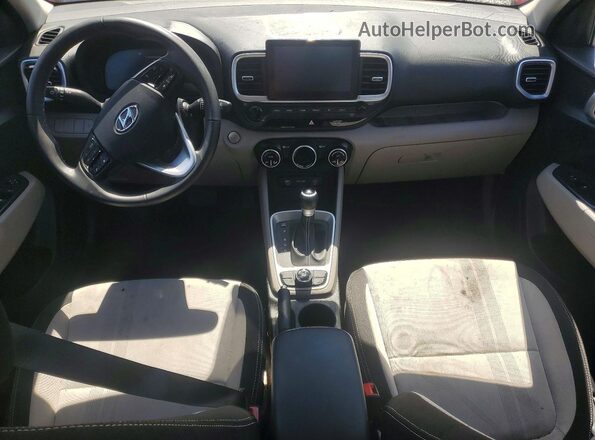 KMHRC8A35SU413481 2025 HYUNDAI VENUE Red Widok deski rozdzielczej
