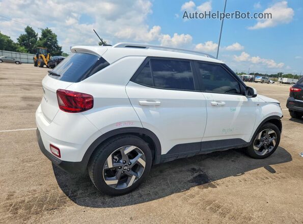 KMHRC8A35TU425860 2026 HYUNDAI VENUE White უკანა მარჯვენა