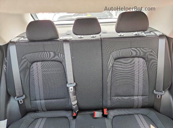 KMHRC8A35TU453884 2026 HYUNDAI VENUE Gray უკანა სავარძლების ხედი