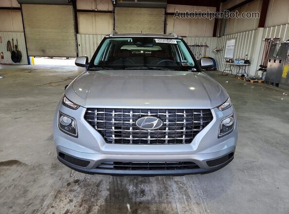 KMHRC8A35TU466005 2026 HYUNDAI VENUE Silver წინა ხედი