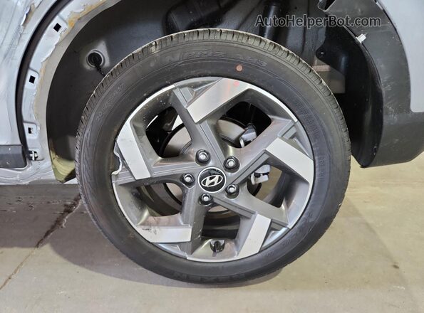 KMHRC8A35TU466005 2026 HYUNDAI VENUE Silver 