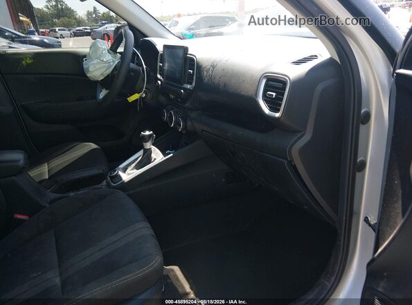 KMHRC8A36LU044762 2020 HYUNDAI VENUE Gray Front interior view