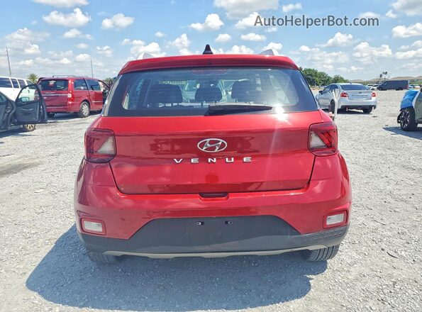 KMHRC8A36MU084759 2021 HYUNDAI VENUE Red Widok z tyłu