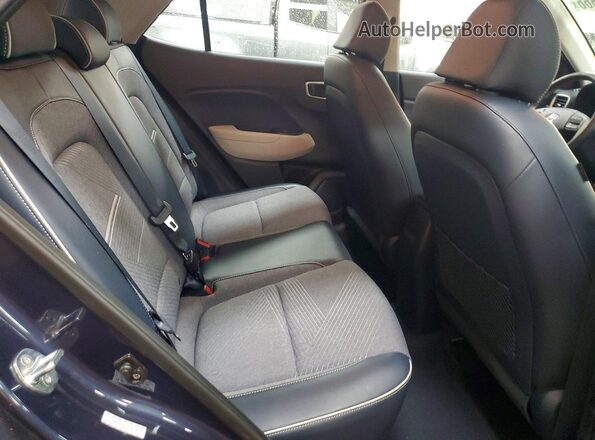 KMHRC8A36MU104704 2021 HYUNDAI VENUE Charcoal Rear interior view