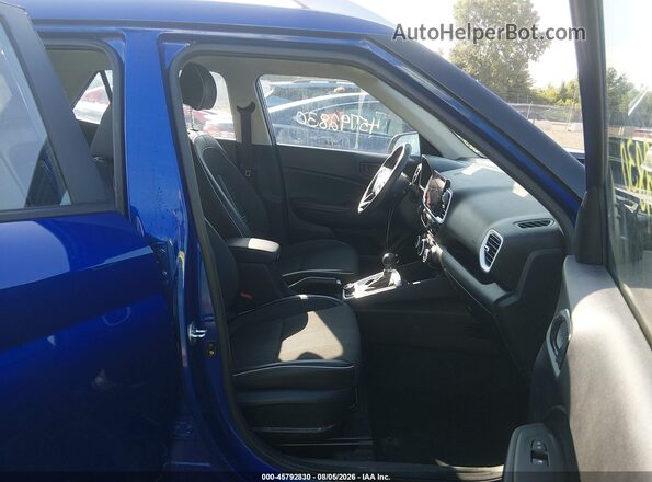 KMHRC8A36PU221414 2023 HYUNDAI VENUE Blue Front interior view