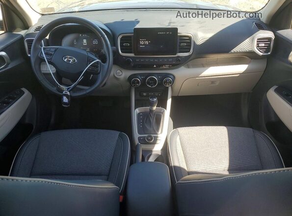 KMHRC8A36RU323881 2024 HYUNDAI VENUE Blue Dashboard view