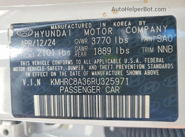 KMHRC8A36RU325971 2024 HYUNDAI VENUE White VIN კოდის სტიკერის ხედი