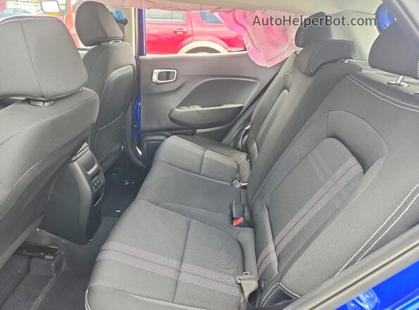KMHRC8A36TU423664 2026 HYUNDAI VENUE Blue უკანა სალონის ხედი