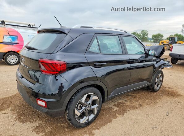 KMHRC8A37RU292883 2024 HYUNDAI VENUE Black Задня права чверть