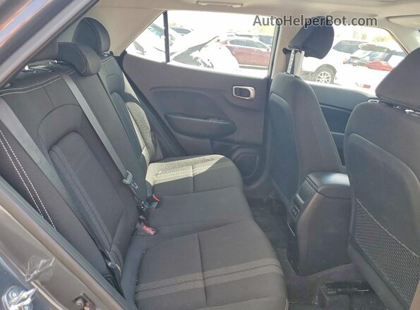 KMHRC8A37RU309357 2024 HYUNDAI VENUE Gray Vista interior trasera
