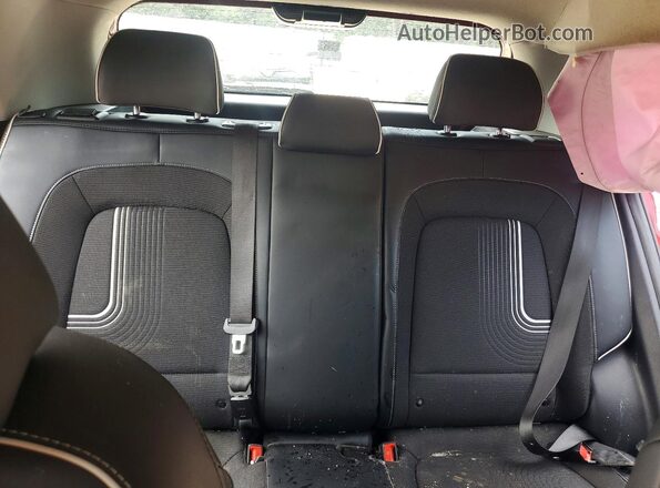 KMHRC8A38PU270419 2023 HYUNDAI VENUE Red Vista de los asientos traseros