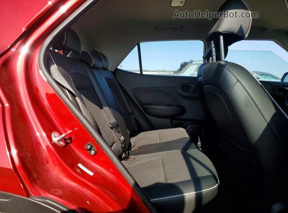KMHRC8A38PU278567 2023 HYUNDAI VENUE Burgundy Սալոնի հետևի տեսք