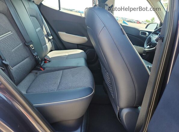 KMHRC8A38RU311151 2024 HYUNDAI VENUE Синий Вид задней части салона