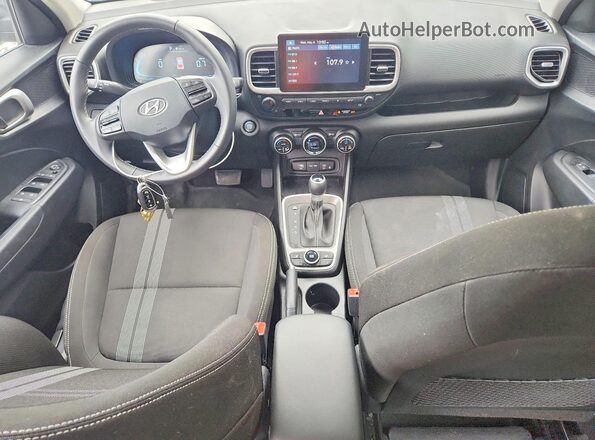 KMHRC8A38TU427697 2026 HYUNDAI VENUE Серый Вид панели приборов