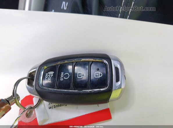 KMHRC8A39MU105040 2021 HYUNDAI VENUE Синий Вид панели приборов