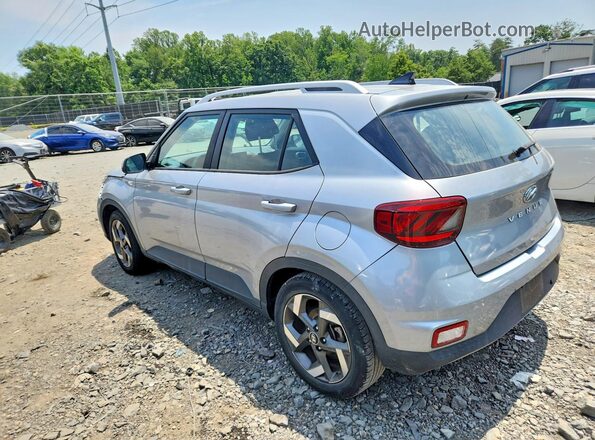 KMHRC8A39MU109718 2021 HYUNDAI VENUE Серебряный Задняя левая четверть