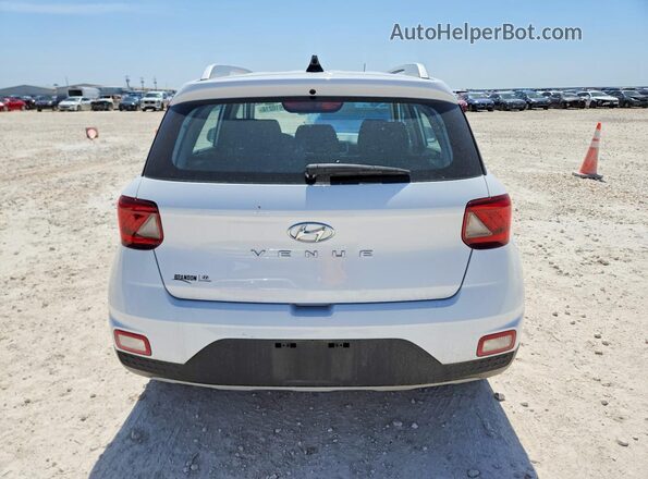 KMHRC8A39NU206029 2022 HYUNDAI VENUE White Widok z tyłu