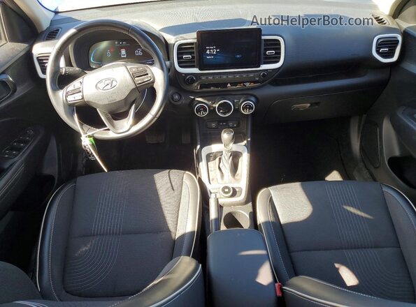 KMHRC8A39PU213288 2023 HYUNDAI VENUE Blue Dashboard view