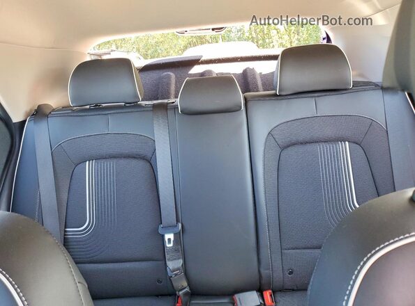 KMHRC8A39PU213288 2023 HYUNDAI VENUE Blue Rear seats view