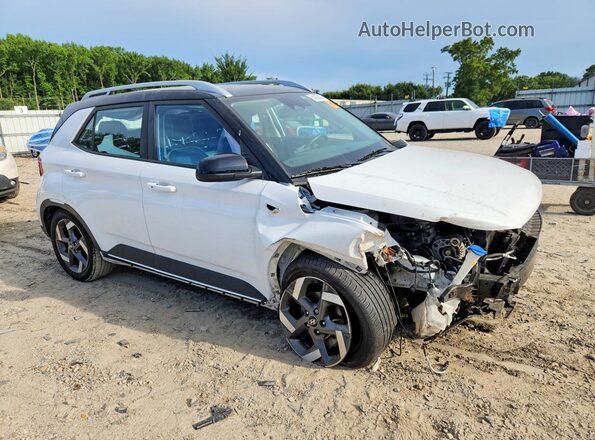 KMHRC8A39PU233945 2023 HYUNDAI VENUE White Delantero derecho
