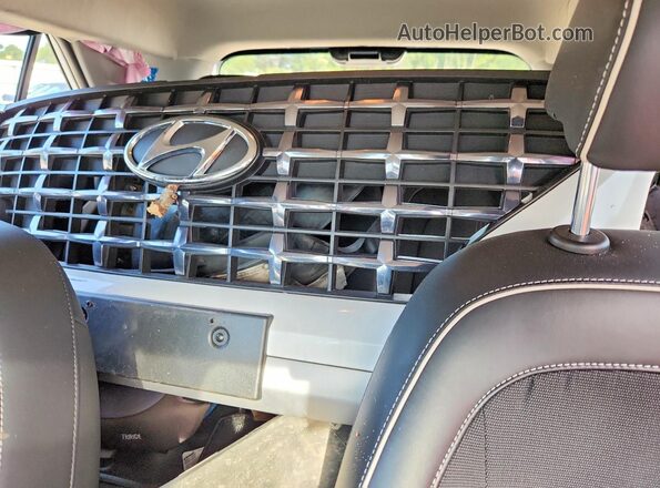 KMHRC8A39PU233945 2023 HYUNDAI VENUE White Vista de los asientos traseros