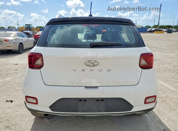 KMHRC8A39RU301681 2024 HYUNDAI VENUE White Հետևի տեսք
