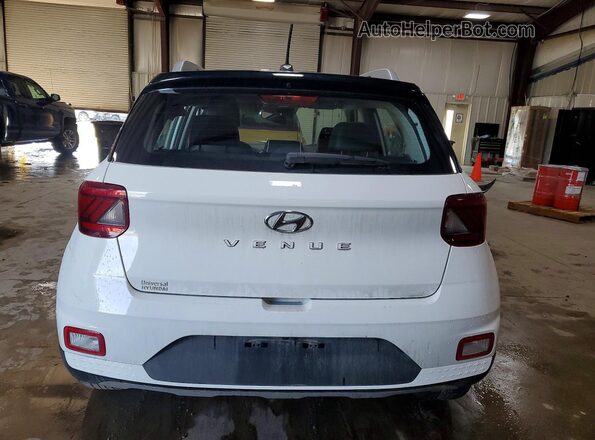 KMHRC8A39SU382512 2025 HYUNDAI VENUE White Հետևի տեսք