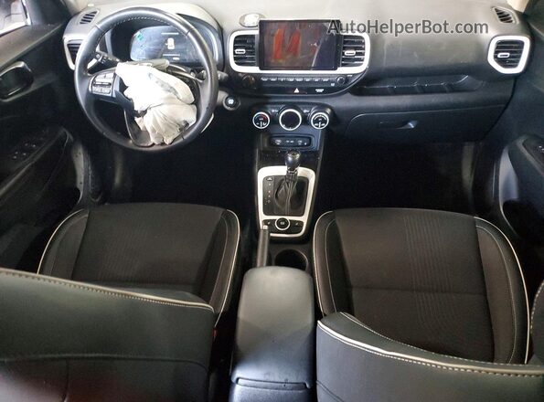 KMHRC8A39SU382512 2025 HYUNDAI VENUE White Առջևի վահանակի տեսք