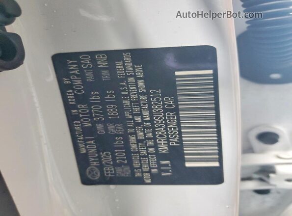 KMHRC8A39SU382512 2025 HYUNDAI VENUE White Սալոնի 360 աստիճան տեսք
