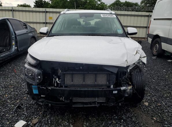 KMHRC8A39TU422900 2026 HYUNDAI VENUE White Vista frontal