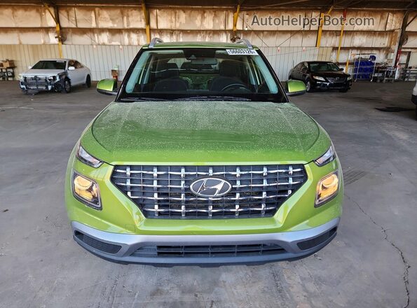 KMHRC8A3XNU178502 2022 HYUNDAI VENUE Green წინა ხედი