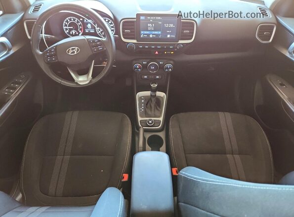 KMHRC8A3XNU178502 2022 HYUNDAI VENUE Green წინა პანელის ხედი