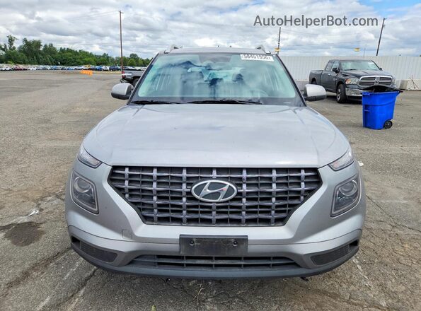 KMHRC8A3XRU306372 2024 HYUNDAI VENUE Silver Vista frontal