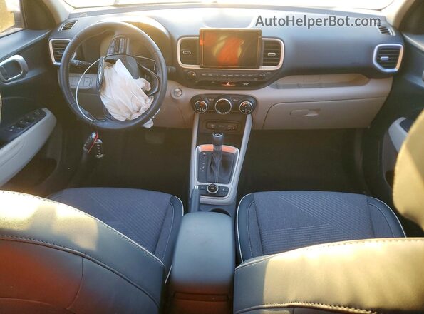 KMHRC8A3XRU325620 2024 HYUNDAI VENUE Blue წინა პანელის ხედი