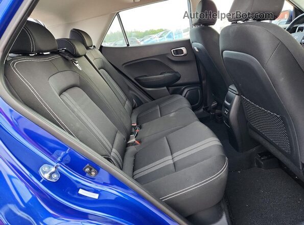 KMHRC8A3XSU372006 2025 HYUNDAI VENUE Blue უკანა სალონის ხედი