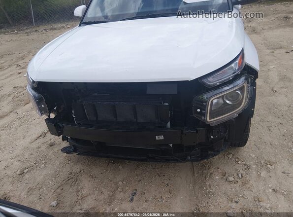 KMHRC8A3XTU455775 2026 HYUNDAI VENUE White Դիմացի տեսք