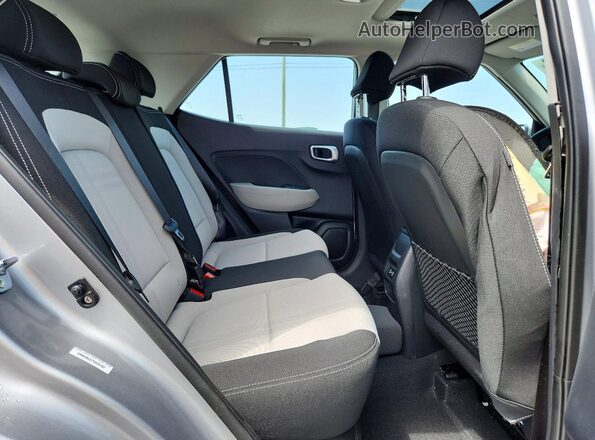 KMHRC8A3XTU456764 2026 HYUNDAI VENUE Silver Rear interior view
