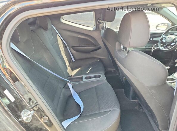 KMHT36AH8KU002470 2019 HYUNDAI VELOSTER Black Widok tylnych siedzeń
