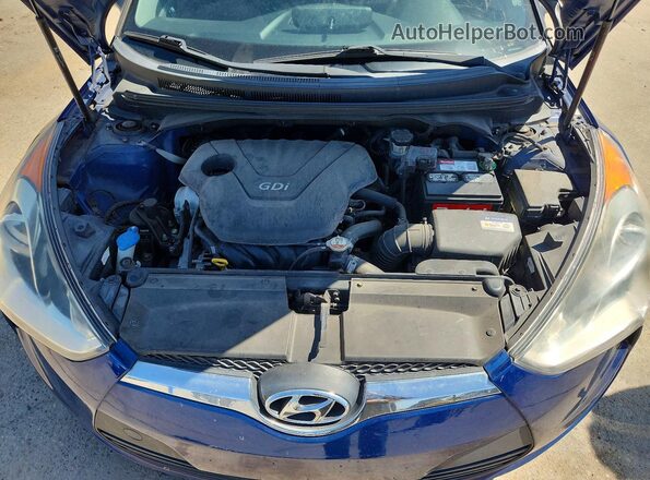 KMHTC6AD0GU282325 2016 HYUNDAI VELOSTER Blue Widok wnętrza z tyłu